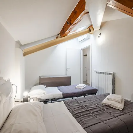 - Spazioso Vicino Metro Apartamento Milão